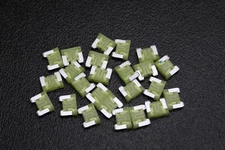 100 PACK ATM LOW PROFILE 20 AMP FUSE FUSES BLADE CIRCUIT 2 LEG MICRO ATMLP20