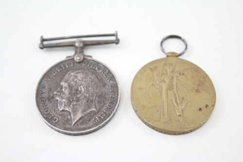 WW1 Medal Pair Named 52622 Pte. W. Holdway Liverpool Regt - Picture 1 of 7