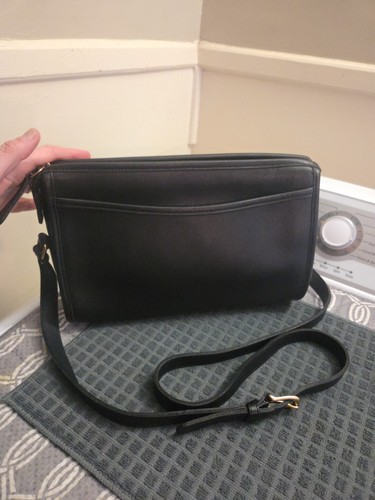 Vintage Coach Taylor Zip 9944 Black Leather Crossbody Shoulder Bag Purse USA - Image 1