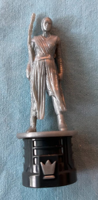 2014 Disney Star Wars Chess Set Replacement Piece - Rey Skywalker