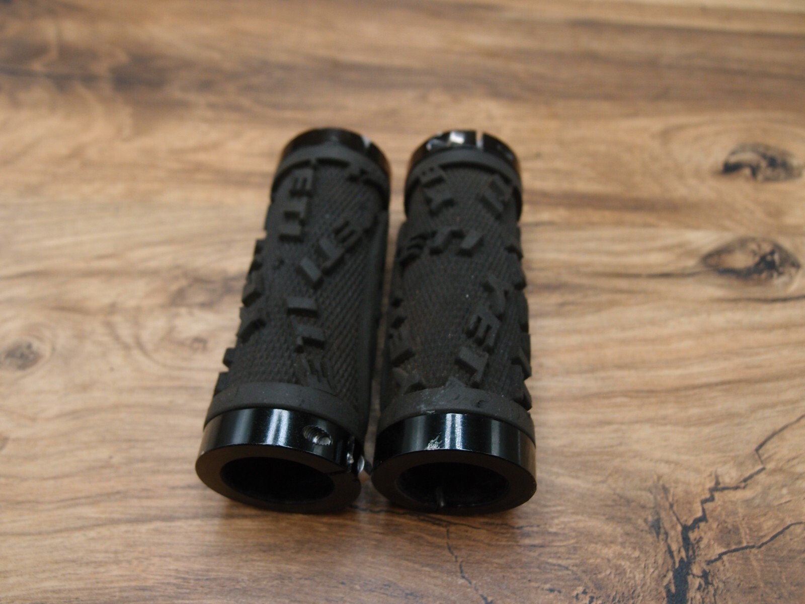 handlebar grips YETI by ODI for MTB standrad shape lockring eBay