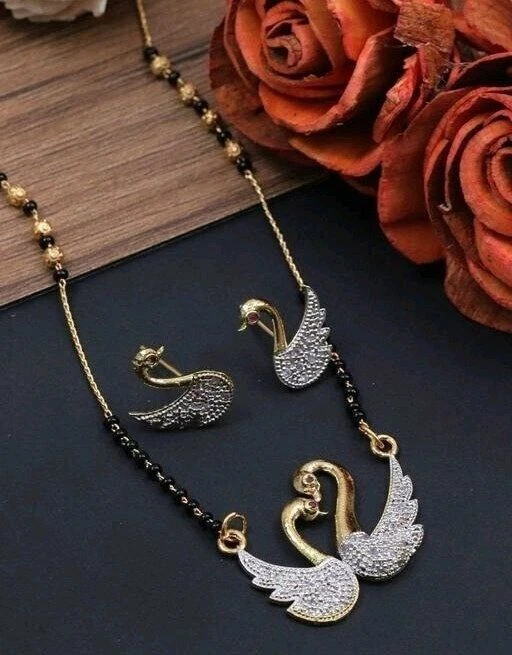 Indian Traditonal Bollywood Style Fashion Moti Chain Peacock Look