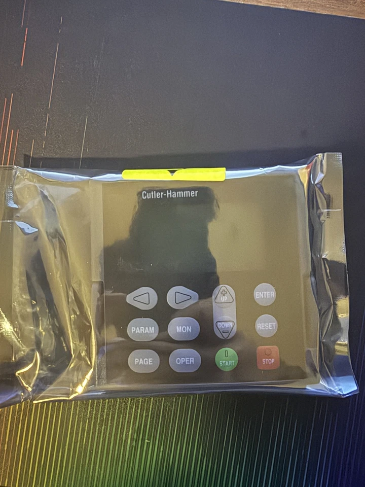 Panel de control gráfico serie SV9GRPNL Eaton SV9000 Foto 3 de 4