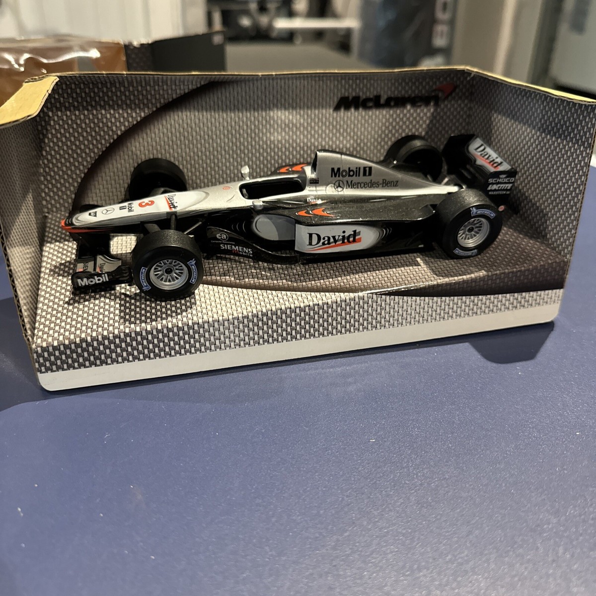 West McLaren Mercedes ミニカー シルバー Mclaren Mercedes David Coulthard F1 Model 1:24 Hot Wheels Racing