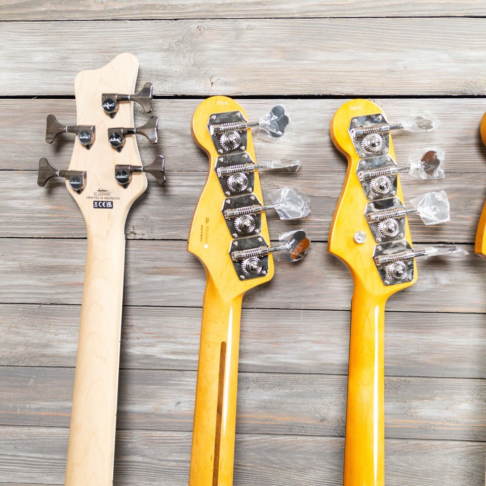 Fender/Squier/Jackson Bass Neck Lot (Broken Truss Rods, Scratches) (NL