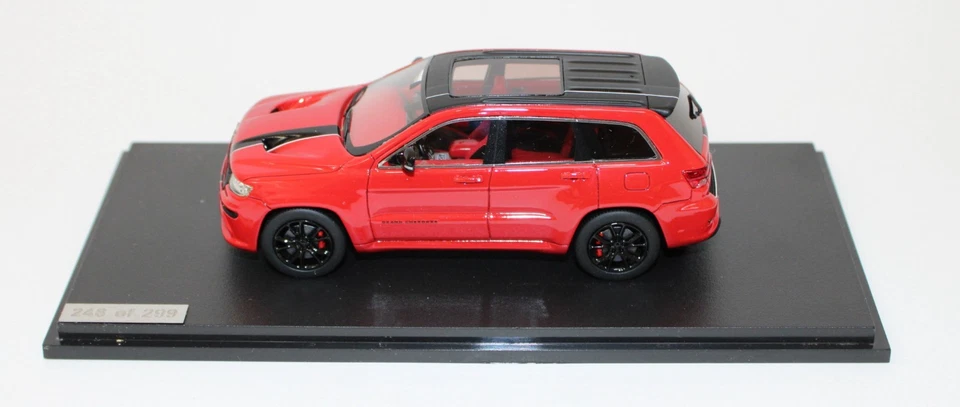 GLM 108503 Jeep Grand Cherokee SRT8 Red Resin 1:43 MIB Ltd Ed - Image 3 of 4