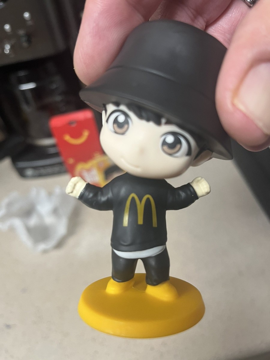 McDonald's 2025 Tiny Tan/BTS #14 Jung Kook Happy Meal Figure