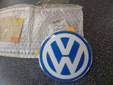 Volkswagen Beetle Front Emblem 1c0-853-617-39a