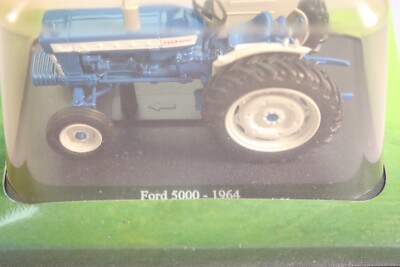 VOITURE MINIATURE TRACTEUR Agricole Jeep Agricole 1962 Hachette 1/43