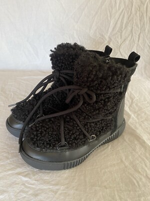 Pajar Anet Short Eco Suede and Faux Fur Boots Womens US New without  Box
