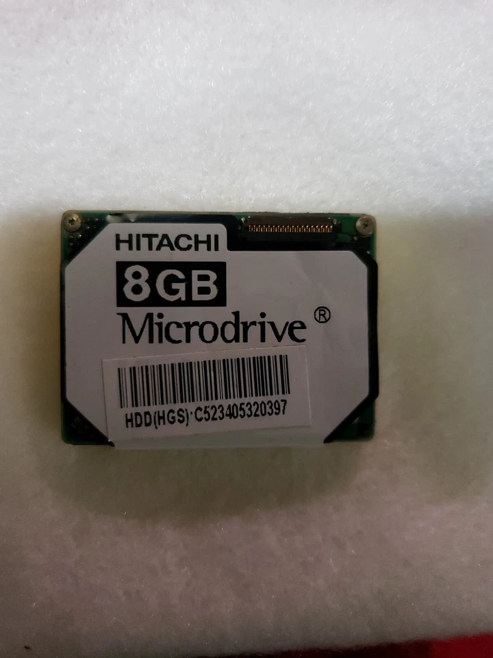 HITACHI HMS361008M5CE00 Microdrive 3K8 8GB 128KB Cache 1.8" HARD DRIVE 0A40761 - Image 3 of 3