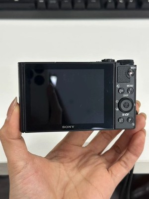 Sony DSC-WX500 18.2MP Camera 30X Zoom Cyber-Shot English Menu