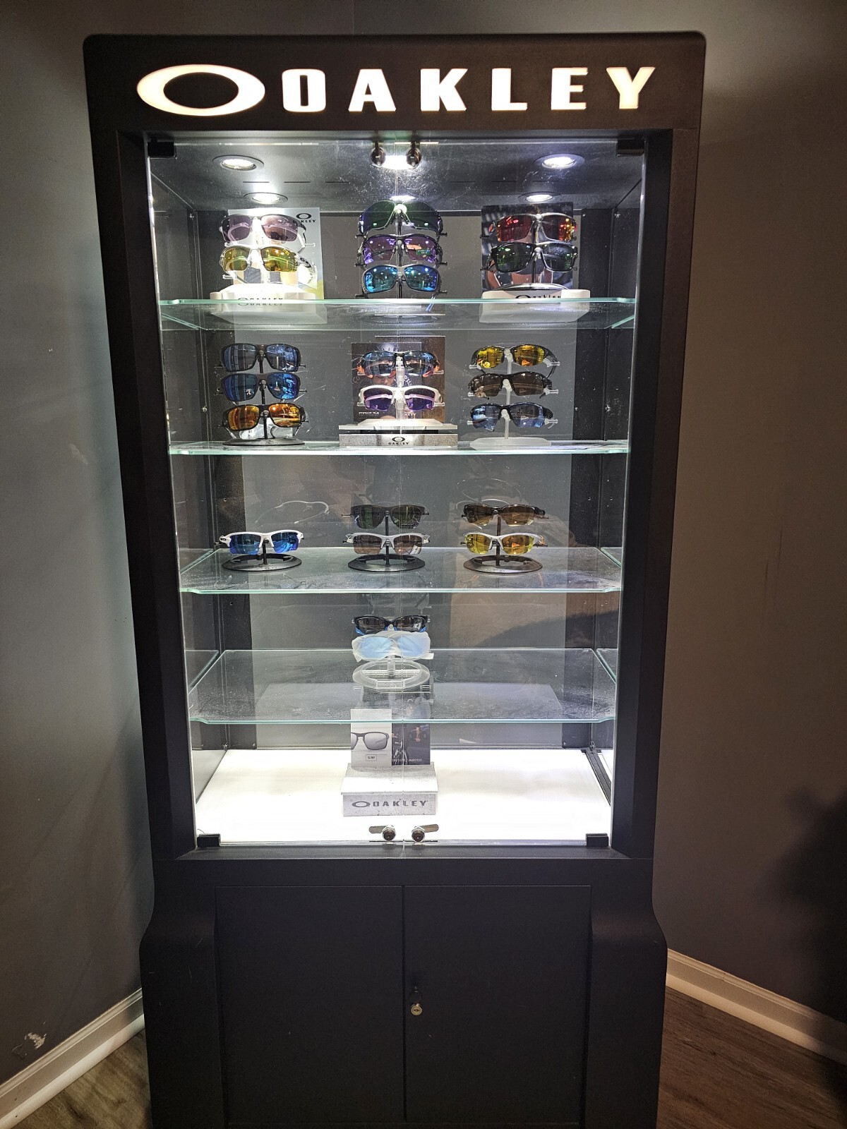 Oakley sunglass DIsplay Case eBay