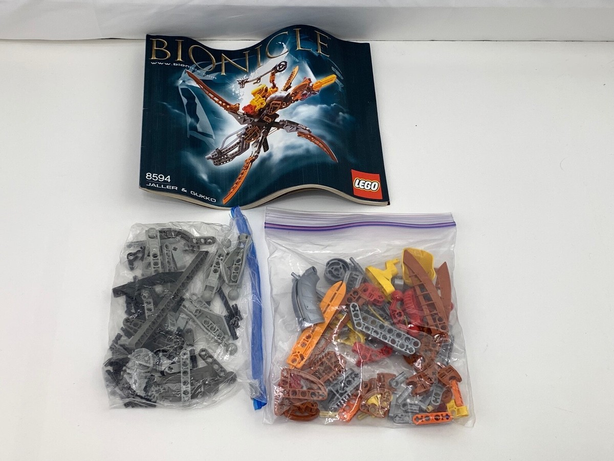 Lego 8594 Bionicle Titans Jaller and Gukko 2003 99% Complete! w/  Manual