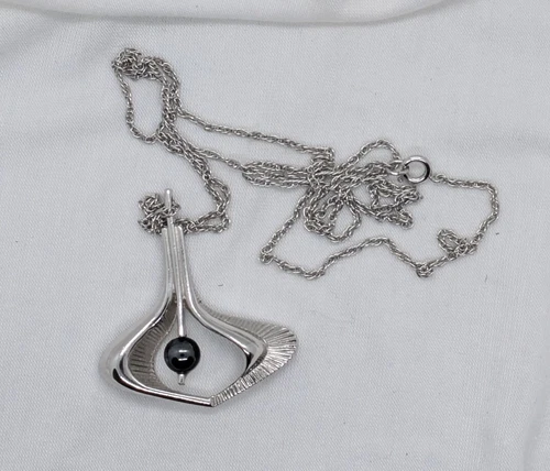 Vintage Sarah Coventry Art Deco Signed Pendant 25" Silver Tone Necklace Jewelry