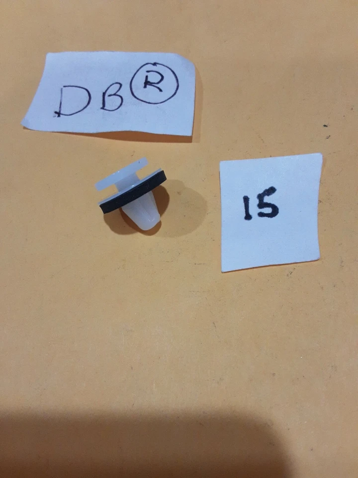 15 OEM Interior Door, handle trim,Exterior moulding, Retainer w Sealer 11610700 - Image 3 of 3