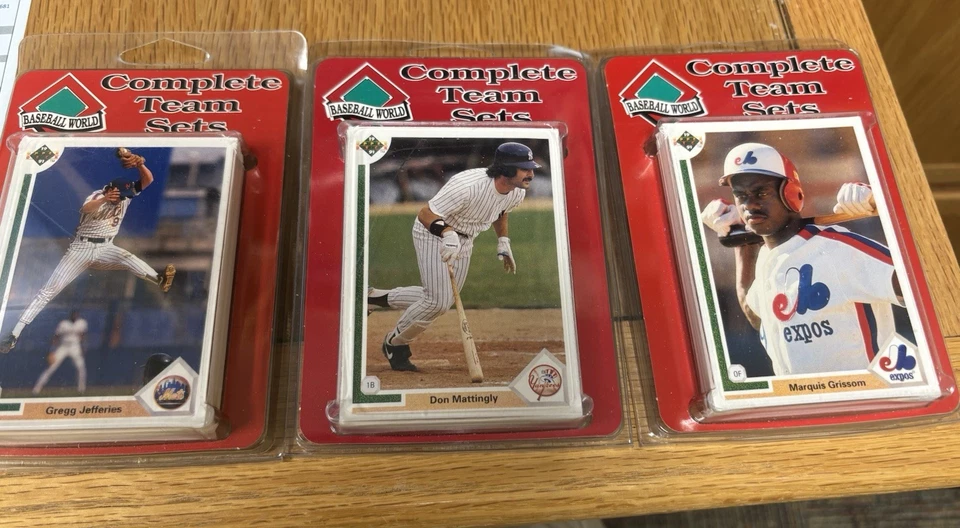 Juegos completos de equipos del mundo de béisbol de 1991 tarjetas de cubierta superior. 2 equipos de la NFL Foto 2 de 4