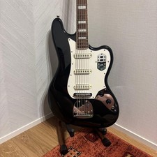 Squier Classic Vibe VI 6-saitige Bassgitarre SSS getestet funktioniert