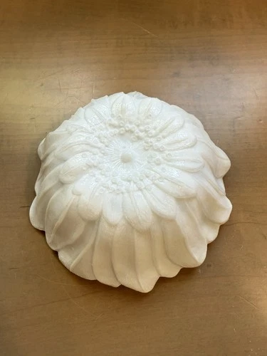 Indiana Glass Milk Glass Lily Pons Sunflower Serving Bowl 7” Vintage Decor