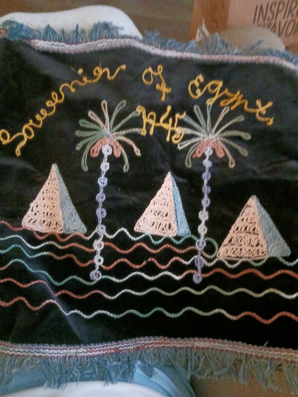 Souvenior Of Egypt Embroidery Velvet Hanging