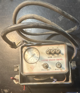 Texas Industrial Remcor Electric Sprayer Control Console 3Boom Shutoff very good