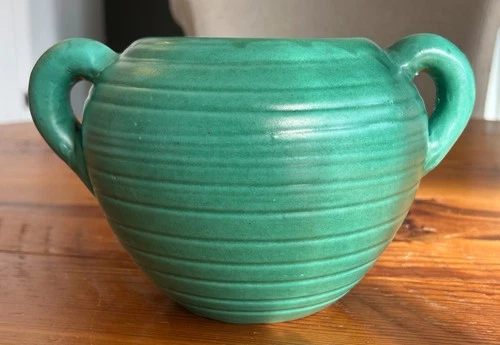 Unusual Haeger Pottery # 158 MADE ON SITE at 1934 World's Fair Green Pot Vase