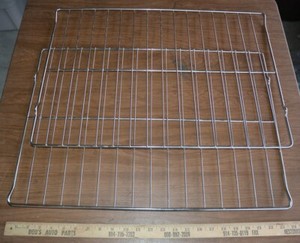2 General Electric OEM Oven Racks WB48T10063 for GE 5.3 cu ft Electric Ranges