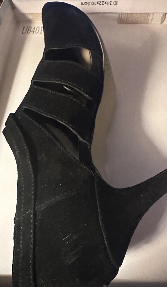 Bella Vita Dylan Black Suede Heeled Pumps Sexy Classy Pointed Shoes Black 8 M - Image 2 of 4