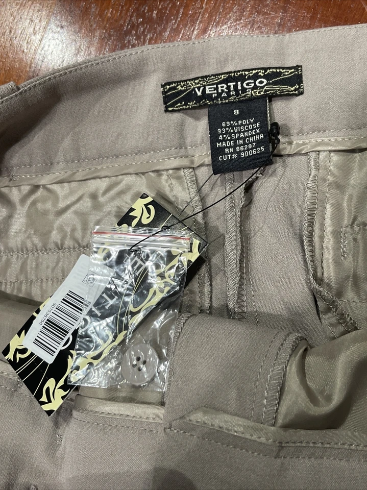 Beige/Tan Vertigo Paris Burmuda Short Size 8 - Image 2 of 4