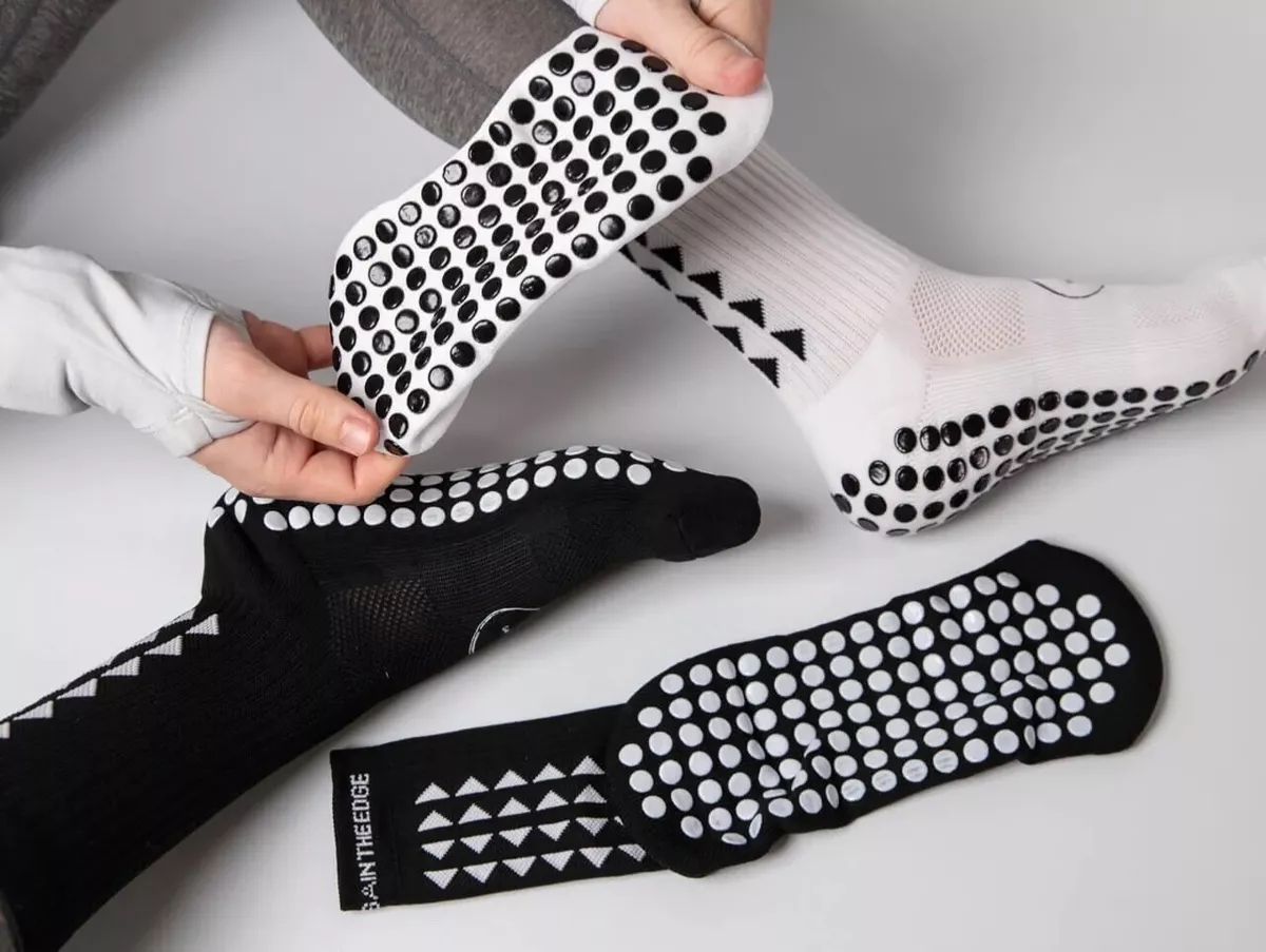 Advanced grip technology socks⚽️ Anti-slip Unisex UK Size 8-11 Gain the Edge✓  5039036069052