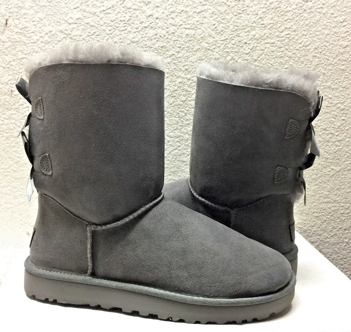 UGG BAILEY BOW II GREY WATER RESISTANT WOMEN BOOT US 11 EU 42