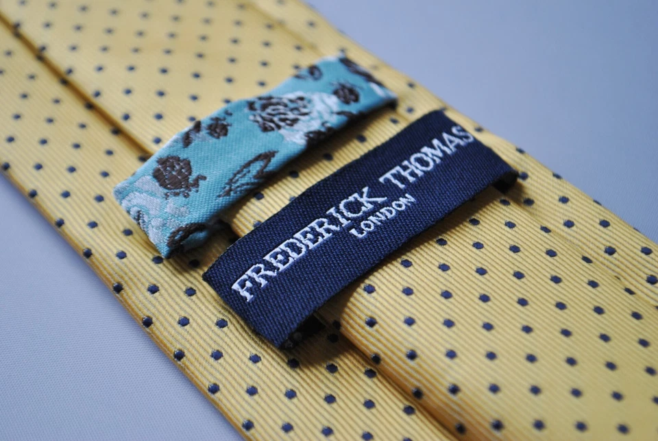 yellow gold tie mustard with black pin spots by Frederick Thomas - Image 3 of 4