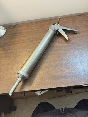 VINTAGE Albion PAT:1986166 Caulk Gun-Sausage GunDL-45 T03