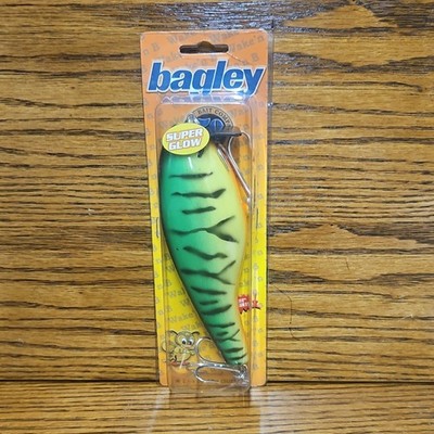 Bagley Wake'n B6 Super Glow Topwater Surface Fishing Lure 50g (1 3/4 oz)