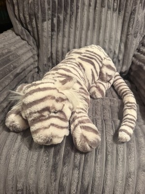 Jellycat Large Sacha Snow Tiger RARE and HTF - NWT! SMOKE FREE AND PET FREE HOME