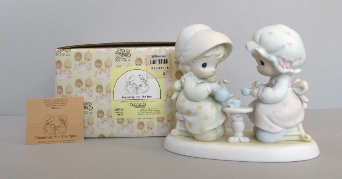 Copyright 1982 A Jonathan & David PRECIOUS MOMENTS Figurine Enesco