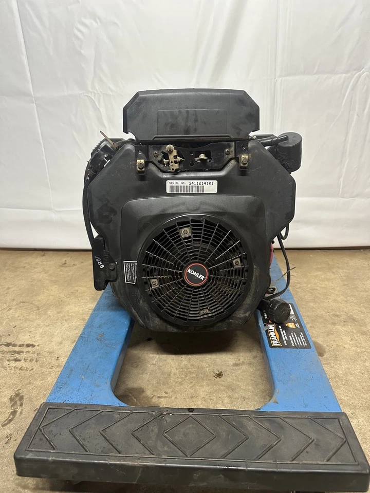 KOHLER 23.5 HP V TWIN CV730S 725CC GOOD RUNNING ENGINE MOTOR for John Deere - Image 2 of 4
