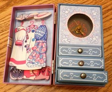 Muffy VanderBear  Membership Club Travel Trunk Clock  .