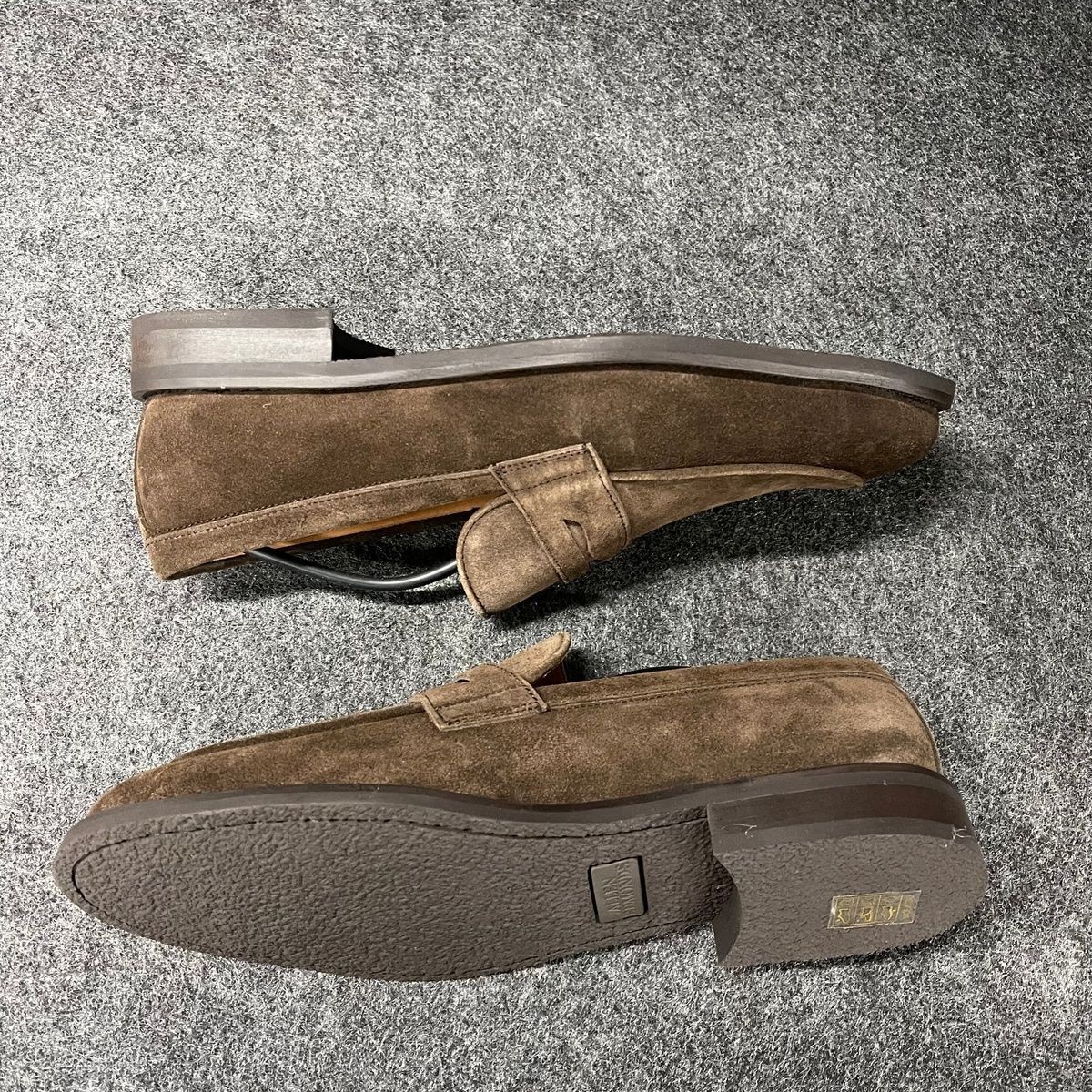 ALLEN EDMONDS Como Penny Suede Loafers Men display picture 2