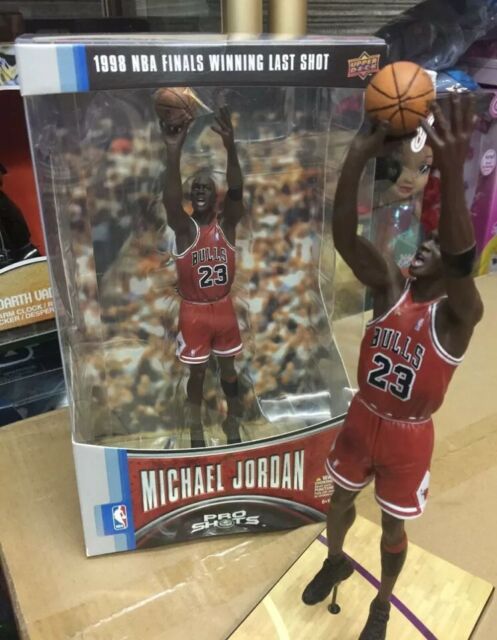 NBA MVP Michael Jordan 23 1998 Finals Winning Last Shot Model Display Figurine