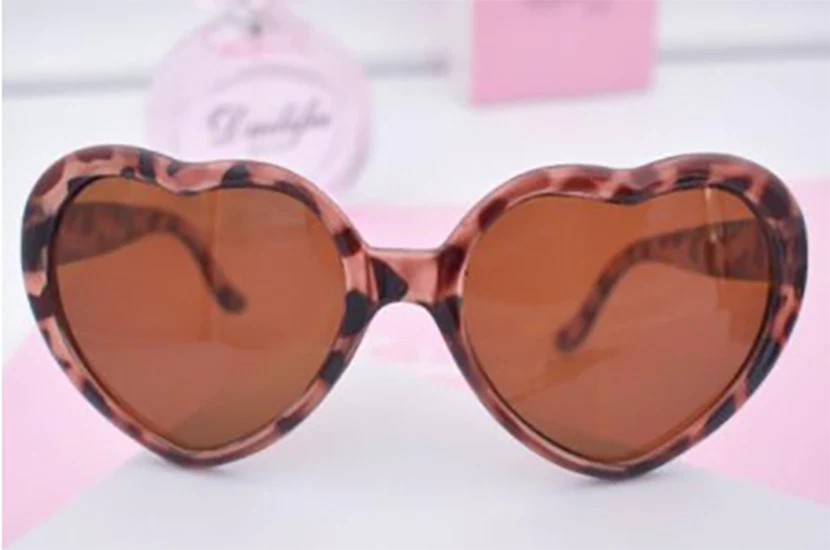 Gafas De Sol Solares Corazón Leopardo Pinup Retro Original - Imagen 1 de 1