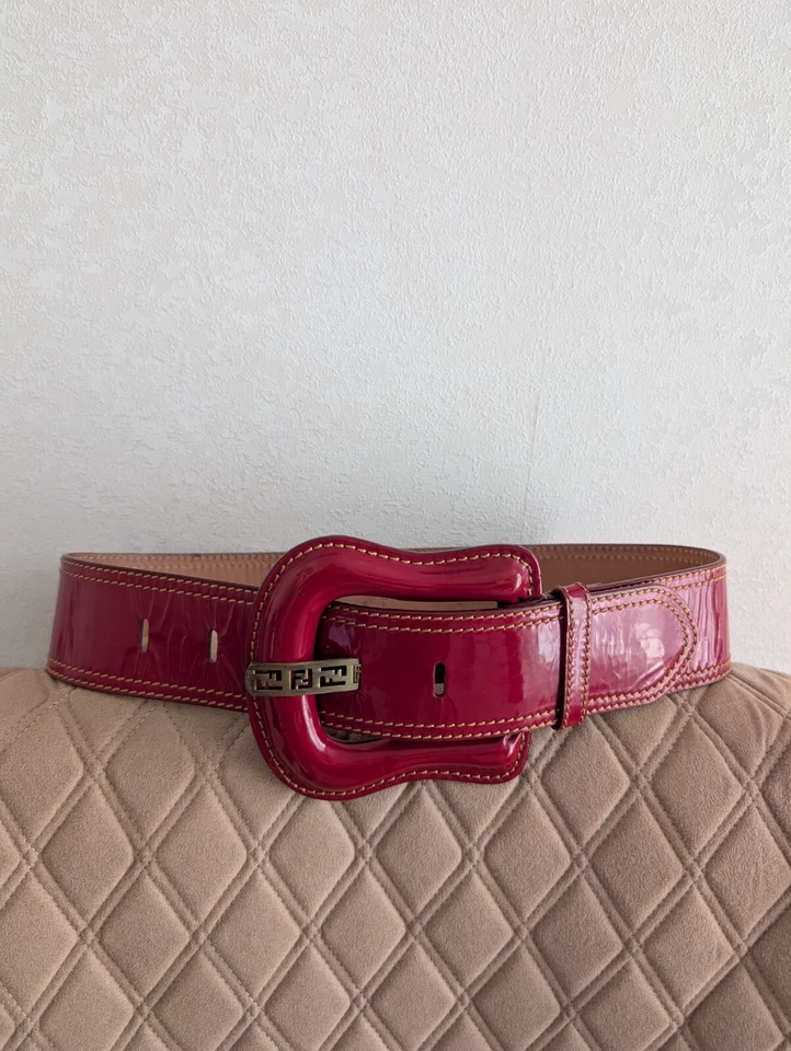 Fendi B Hebilla Borgoña Rojo Charol Vestido Ancho Top Blusa Cinturón 32" 95 cm Foto 2 de 4