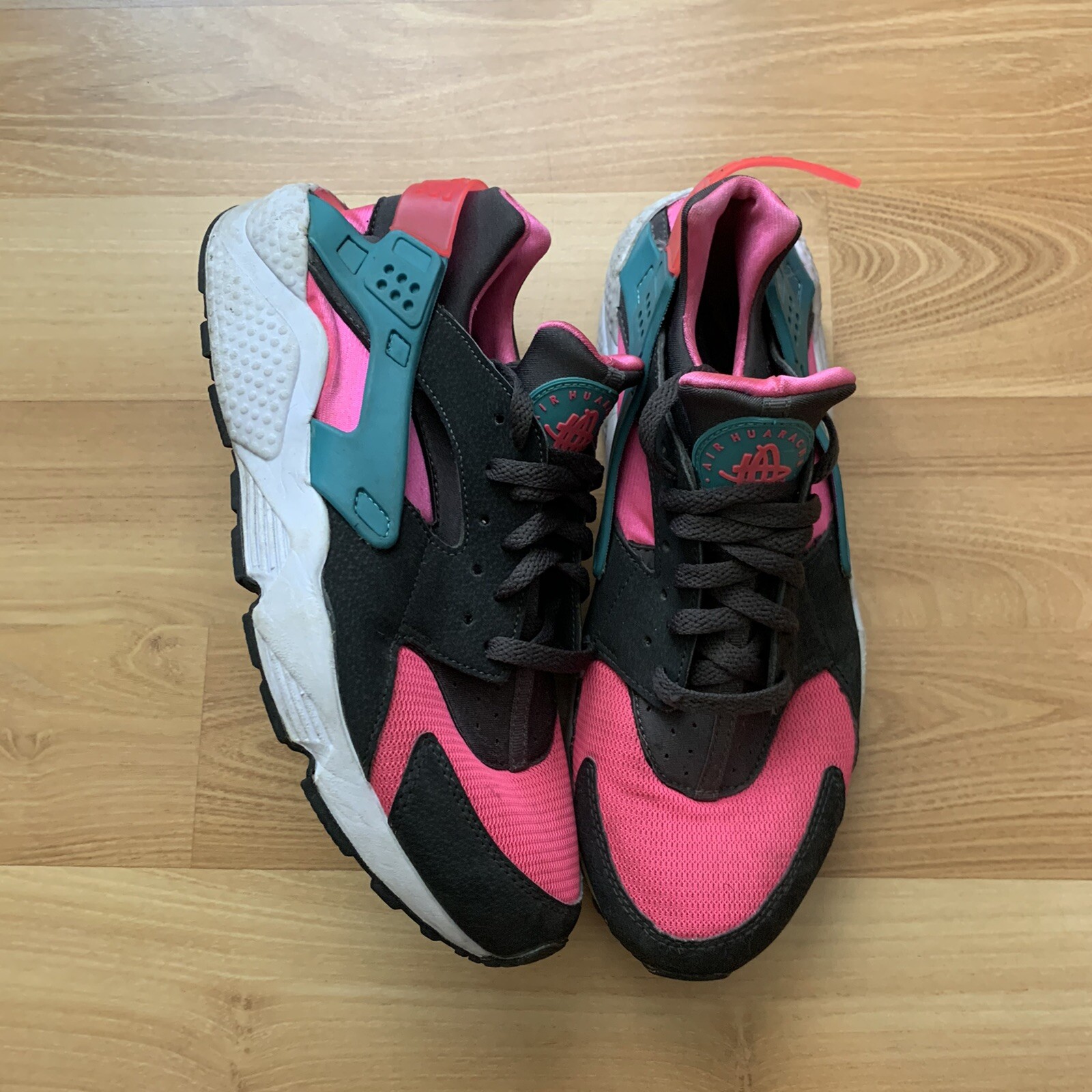 nike air huarache sneaker
