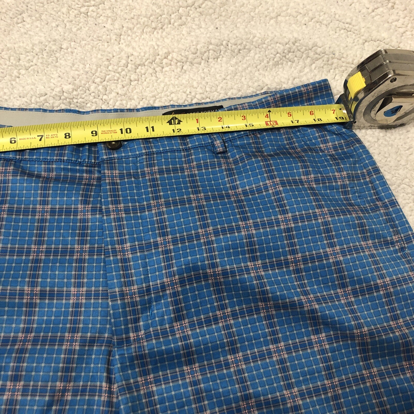 Greg Norman golf shorts 38 Teal Plaid Shirts 93 Polyester 7 Spandex