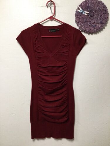 Body C Sweater Dress Size Small Red Cap Sleeves V… - image 1