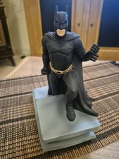 BATMAN BEGINS DARK KNIGHT FIGURE STATUE COIN BANK MONEY BOX missing cap