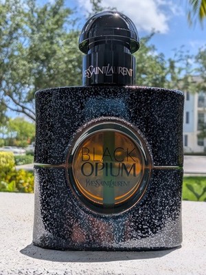 Yves Saint Laurent Black Opium 香水 香水(女性用) (M11)Yves Saint