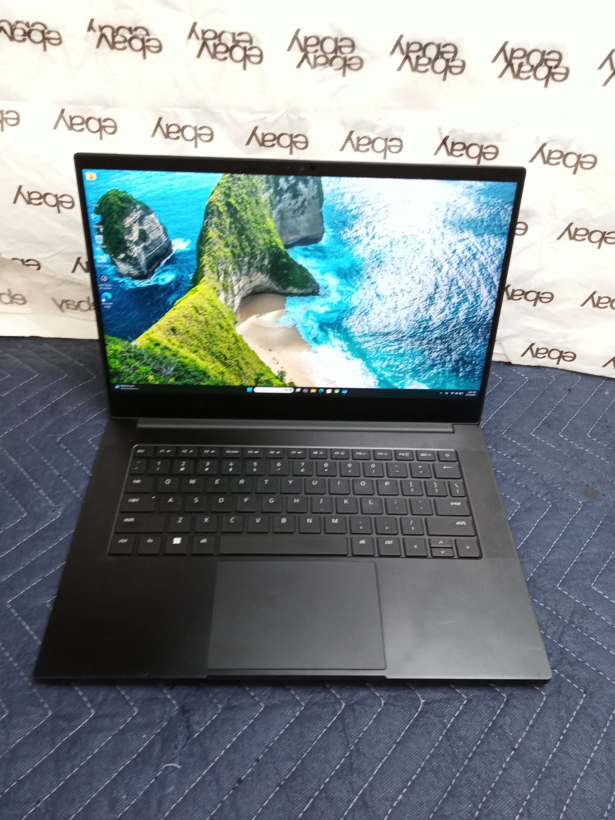 Razer Blade 14 RZ09-0427 | Ryzen 9 6900HX | 16GB RAM 1TBS Win 11P | RTX 3070 TI