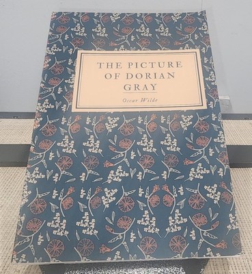 The Picture of Dorian Gray by Wilde, Oscar Book  LARGE PRINT