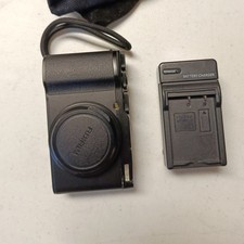 Fujifilm XF10 Digital Camera with Fixed 18.5mm f/2.8 Lens ,Button malfunction